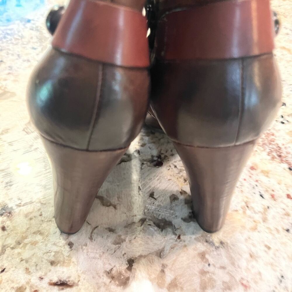 Nicole Brown Leather Almond Toe Heeled Booties Womens Size 6 Western Classic - Picture 5 of 7